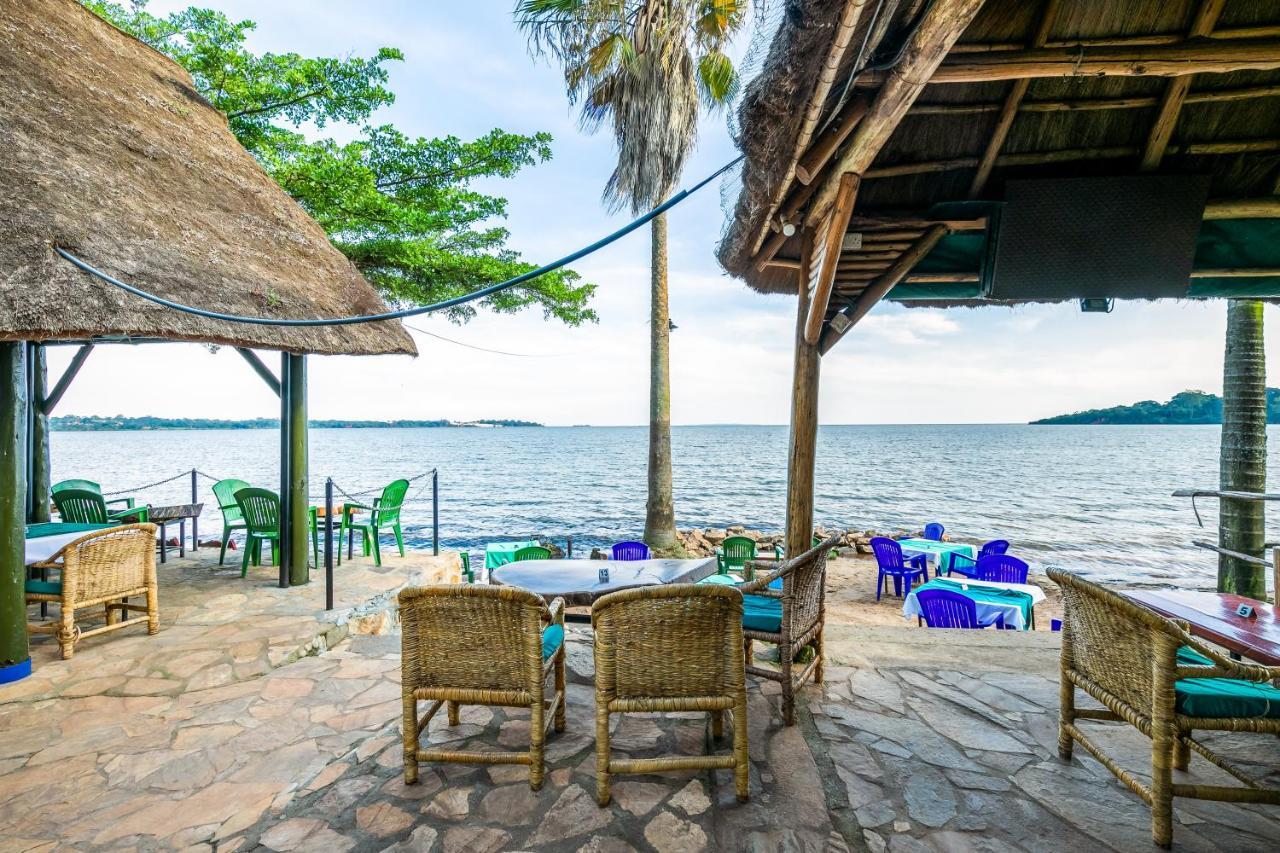 2 Friends Beach Hotel Entebbe Ngoại thất bức ảnh