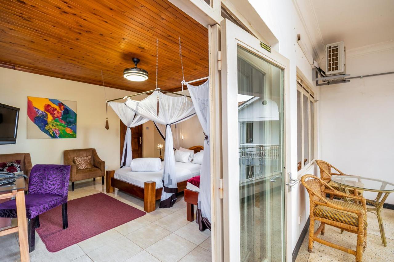 2 Friends Beach Hotel Entebbe Ngoại thất bức ảnh