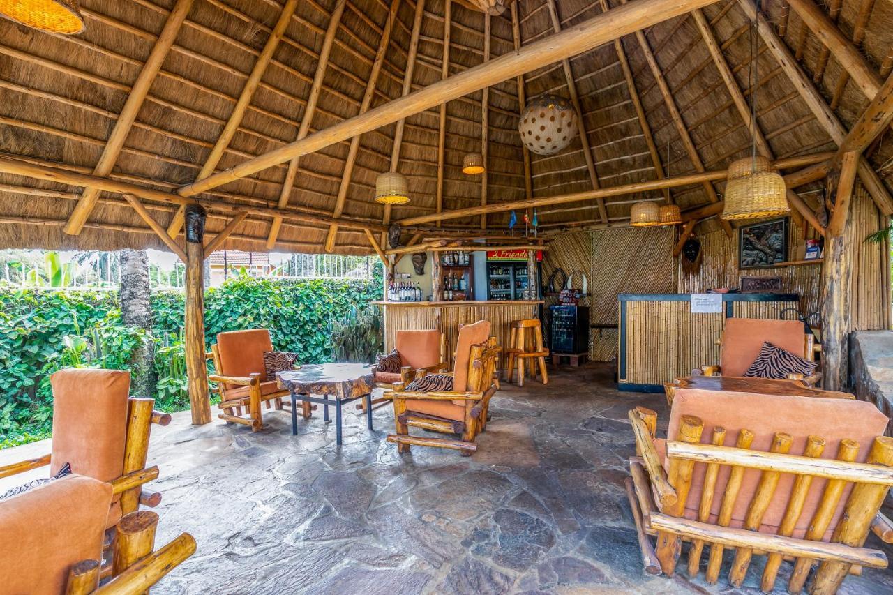 2 Friends Beach Hotel Entebbe Ngoại thất bức ảnh