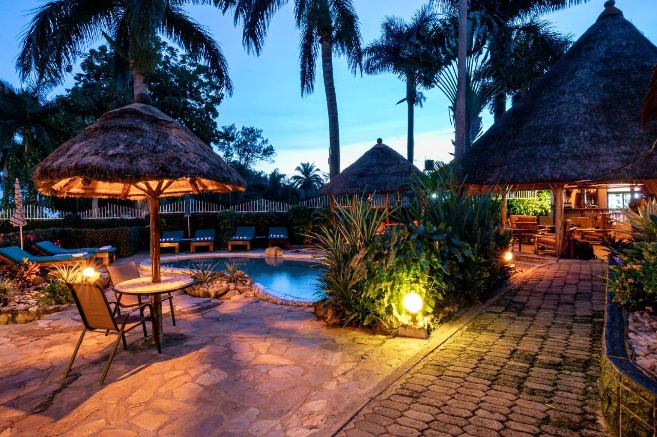 2 Friends Beach Hotel Entebbe Ngoại thất bức ảnh