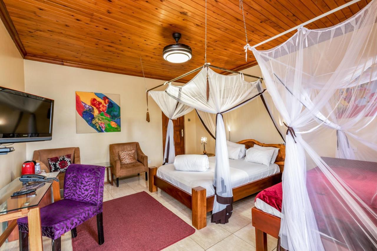 2 Friends Beach Hotel Entebbe Ngoại thất bức ảnh