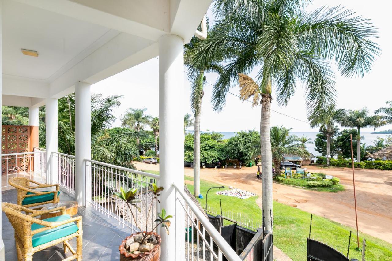 2 Friends Beach Hotel Entebbe Ngoại thất bức ảnh