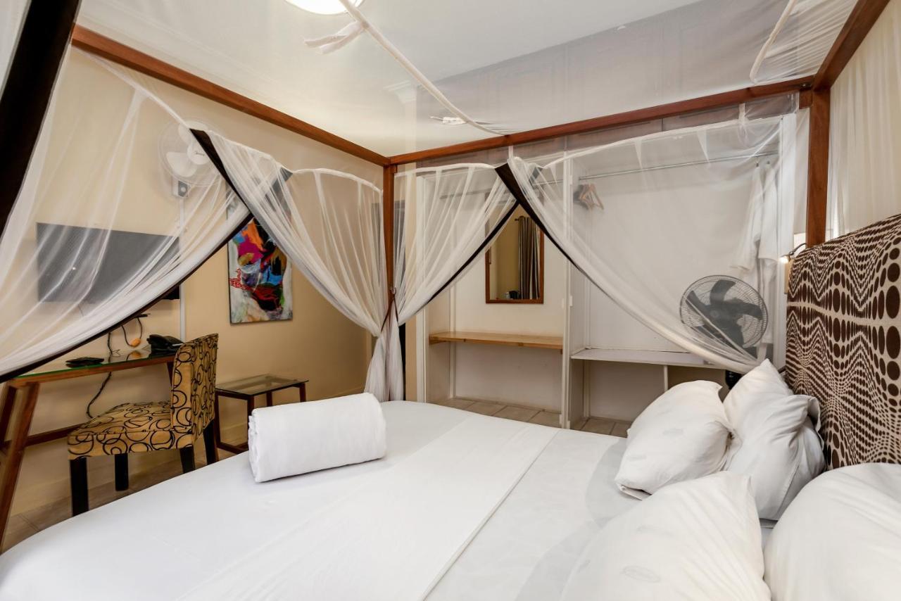 2 Friends Beach Hotel Entebbe Ngoại thất bức ảnh