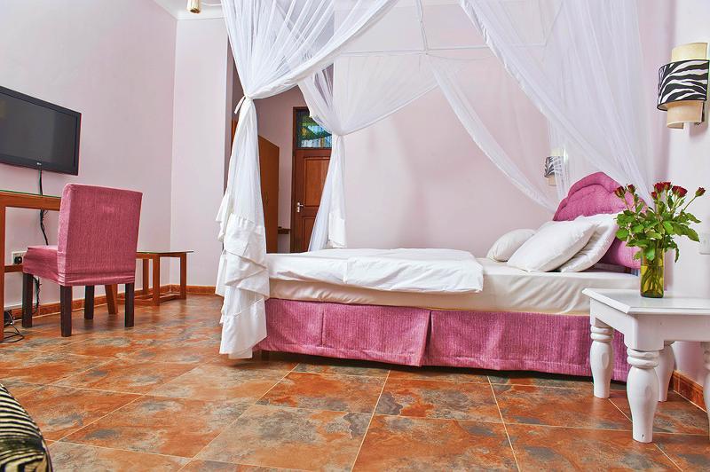2 Friends Beach Hotel Entebbe Ngoại thất bức ảnh