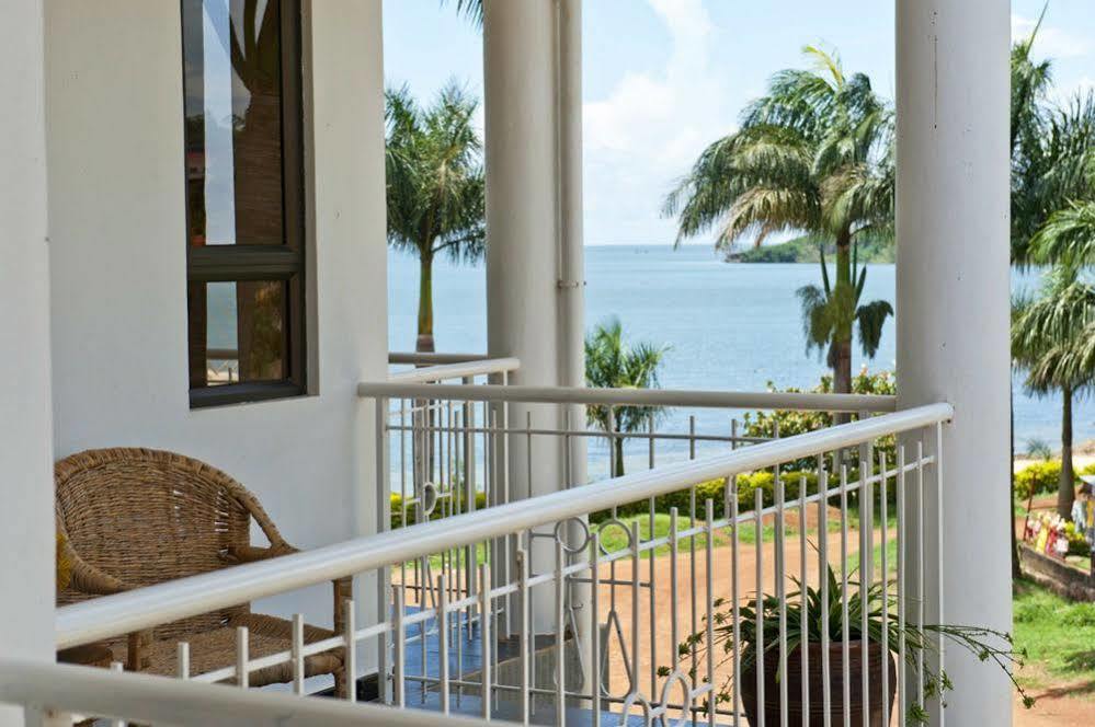 2 Friends Beach Hotel Entebbe Ngoại thất bức ảnh